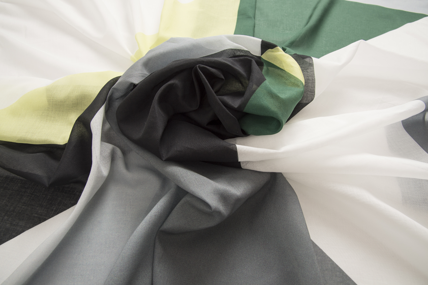 Carré maxi (a) - Juxtapose ,Forest and Ice' EcoCotton